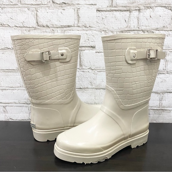 MICHAEL Michael Kors Beige Sand Textured Rubber Lugged Soles Rain Boots Size 8 - Picture 2 of 16
